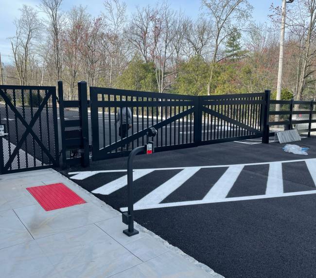 Custom Aluminum Commercial Access Gate