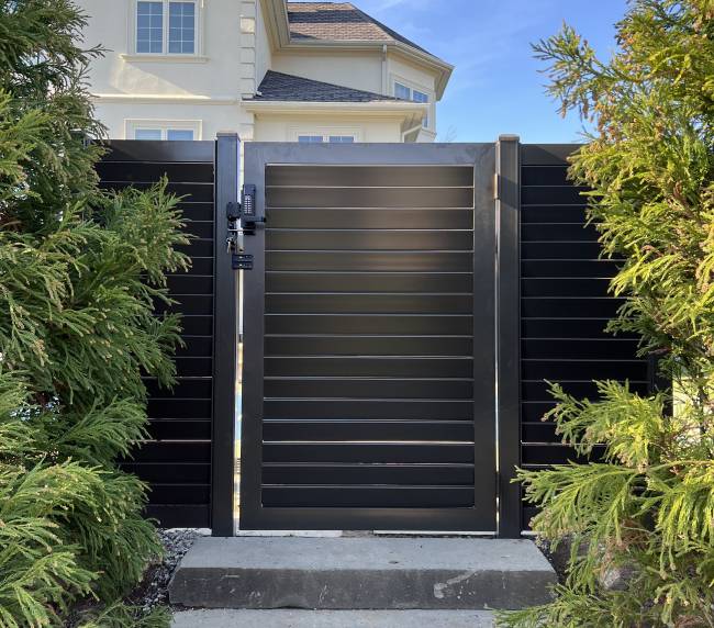 Louvered Style Aluminum Gate